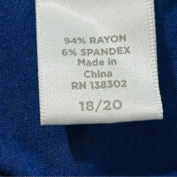 Avenue 3/4 sleeves Royal blue size L NWOT - Picture 8 of 9